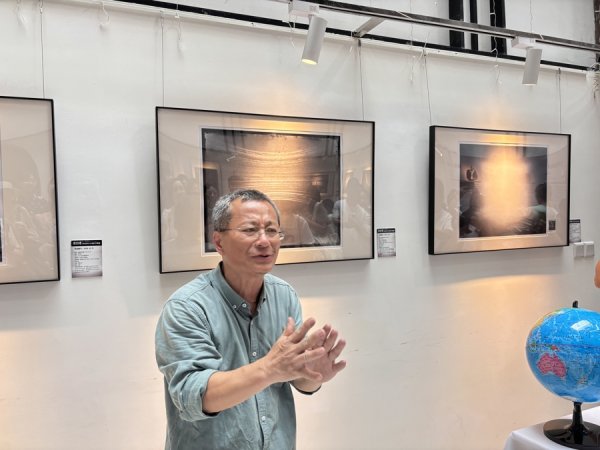 睿新策略 15年逐日之旅，陈晓峰针孔摄影作品展于上海开幕